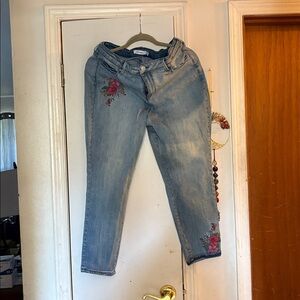 JustFab Denim Jeans with Embroidery
Not maternity